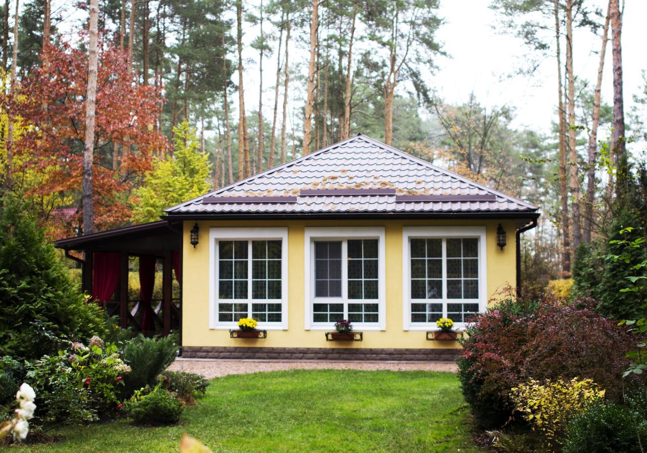 Maison d'hôtes Domik V Lesy à Lyutezh Extérieur photo